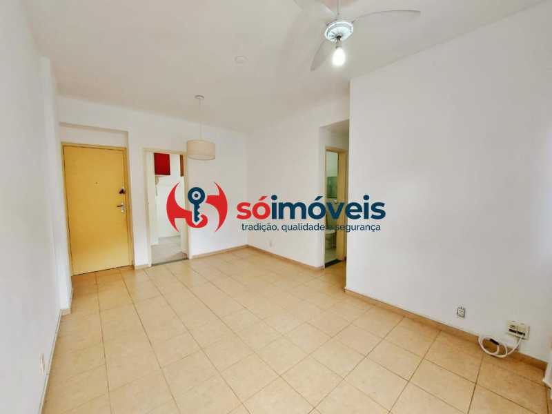 4b741139-60f1-4355-b2ab-77935b - 4