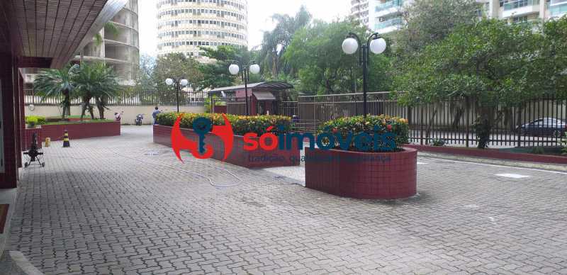 Conheça WhatsApp Image 2022-09-23 at 1 do imóvel - Andar alto! - POAP20698 - 21 WhatsApp Image 2022-09-23 at 1 - 21