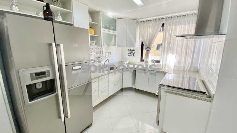 Conheça 21 do imóvel - ESPETACULAR IMÓVEL NA TIJUCA COM 137 M², 2 SUÍTES, CLOSET, DEPS COMPLETAS, 2 VAGAS E INFRA TOTAL. - LBAP36445 - 21 21 - 21