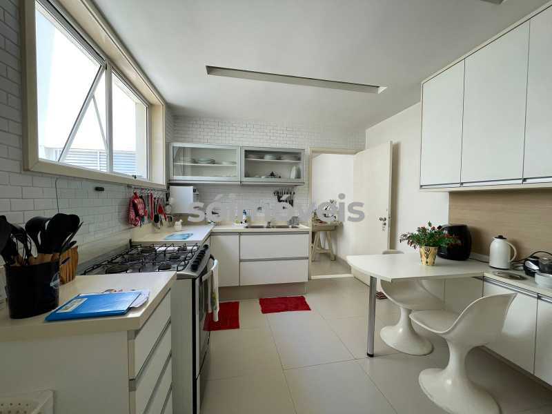 WhatsApp Image 2024-01-08 at 1 - 23