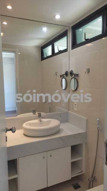 Conheça 12d. do imóvel - Oportunidade para quem procura um apto. de 2 quartos na Barra !!! - LBAP24548 - 18 12d. - 18