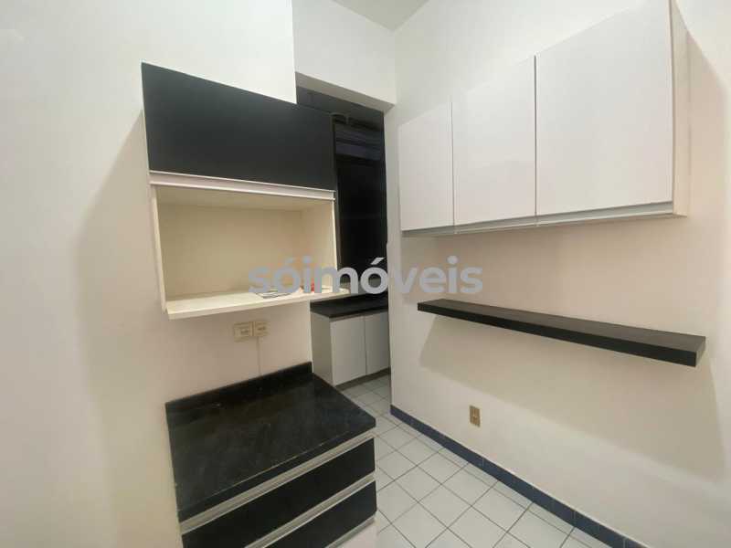 e40c7b61-fefc-4fc5-8aa3-d40870 - 24