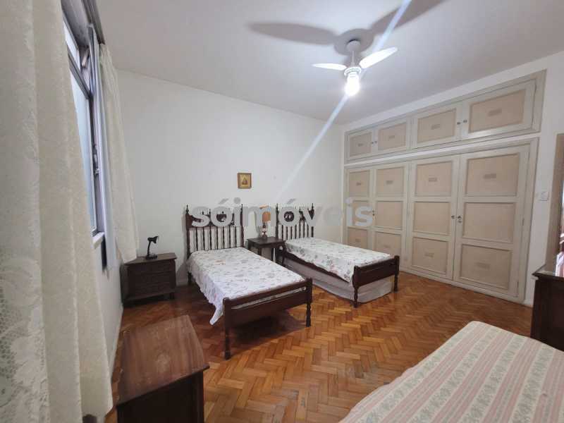 5c0281ec-29cb-42f0-8af0-7c1d3d - 12