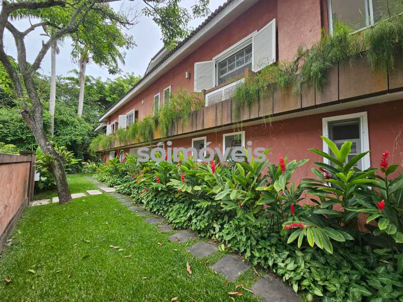 cdf40439-1a93-439e-8192-f6934a - 4