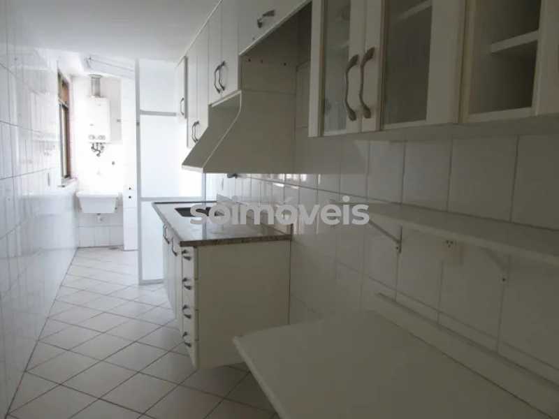 889527875961569 - 15