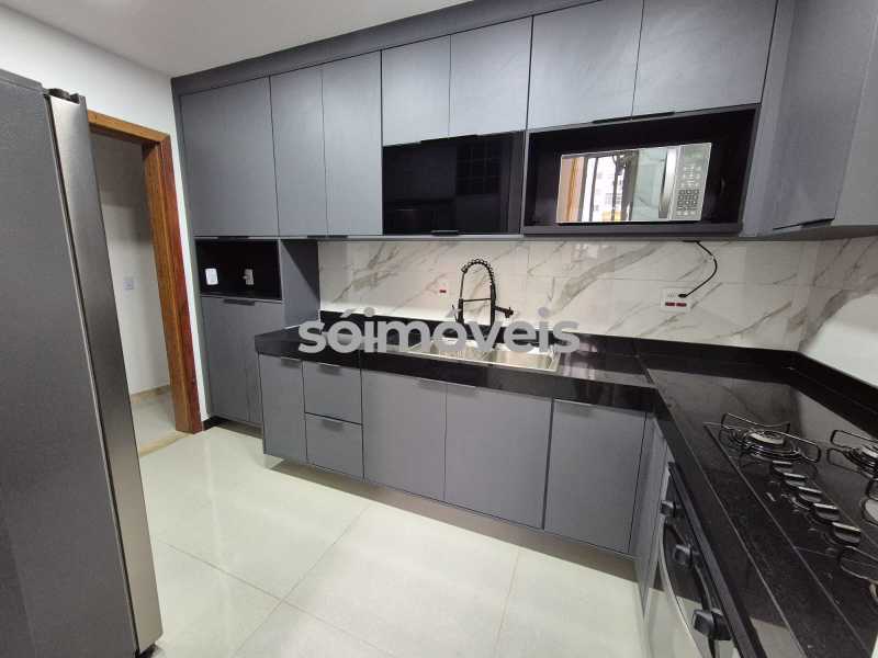 Conheça 15 do imóvel - SENSACIONAL IMÓVEL DE 124 M² NA XAVIER DA SILVEIRA TOTALMENTE REFORMADO E DECORADO - LBAP36987 - 15 15 - 15