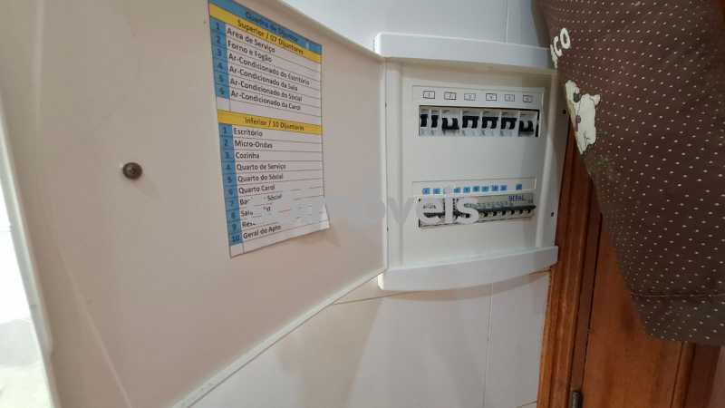 6e05bf1c-4b42-42fb-9f83-c1544f - 13