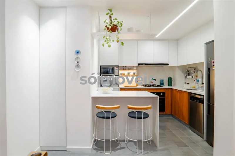 277f7b8f7e275e0c4c02c010f62801 - 21