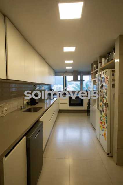 20fd5bf956d7216afe4774047c7e4f - 12