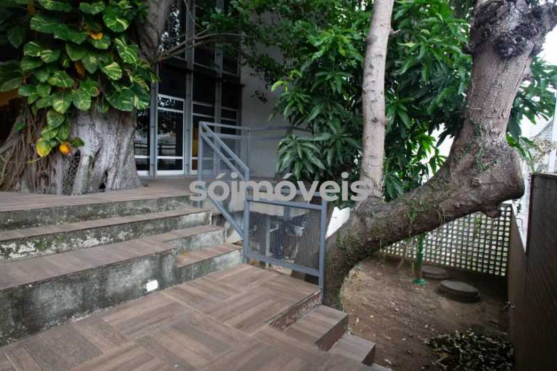 bce9e8163fc9277f5b1dad6556cede - 18