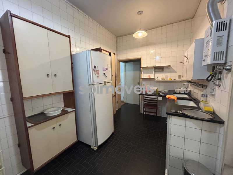 04dcc6e1-cfd9-42cc-a0eb-ef6d47 - 16