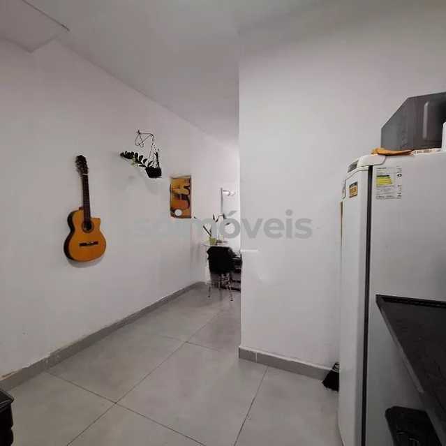 894721264-460.8949402851621202 - 5