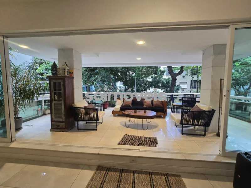 6d61eb36c53aec95c0106f6ac39dd3 - 7