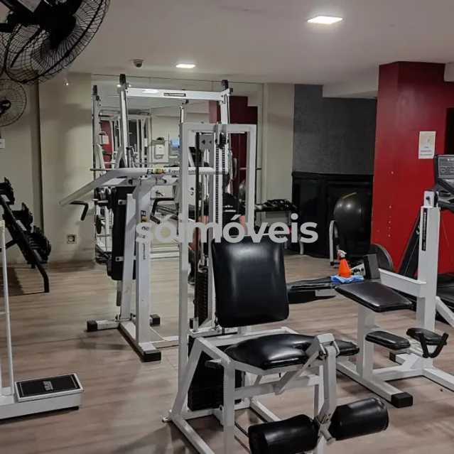 f7e12aa383b080d22882c189bf36f6 - 18