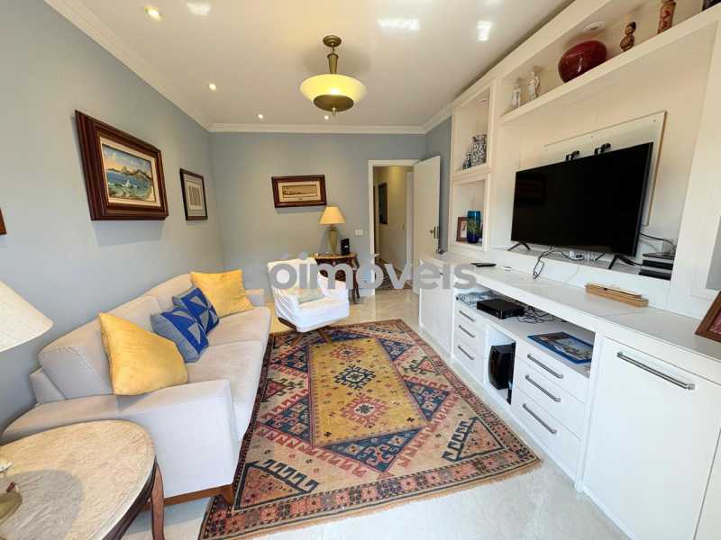 4e98acfc-9b4c-43c7-b7a9-4ea6b0 - 9