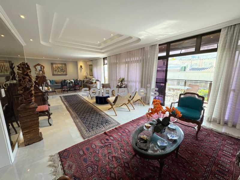 b52e2ad3-22b7-443d-9b30-1d8778 - 4