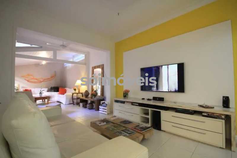 6519827febca1b58cf5215a47fc391 - 1