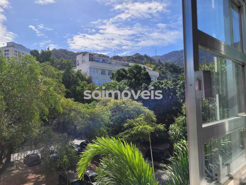 59eb4ed6-7d51-493c-a5e8-5f3268 - 13