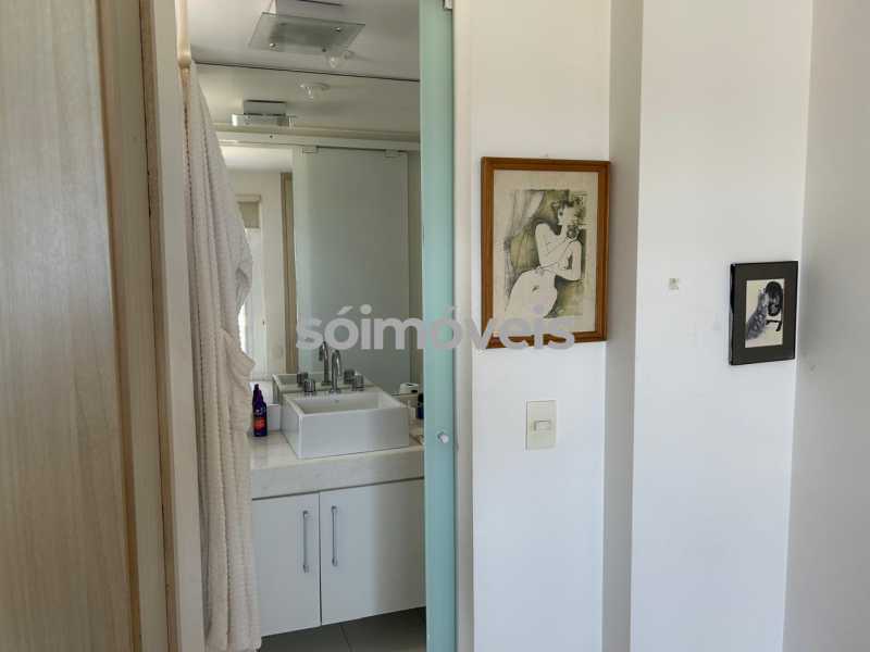 2bad946b-c1ad-4423-9464-c46148 - 22