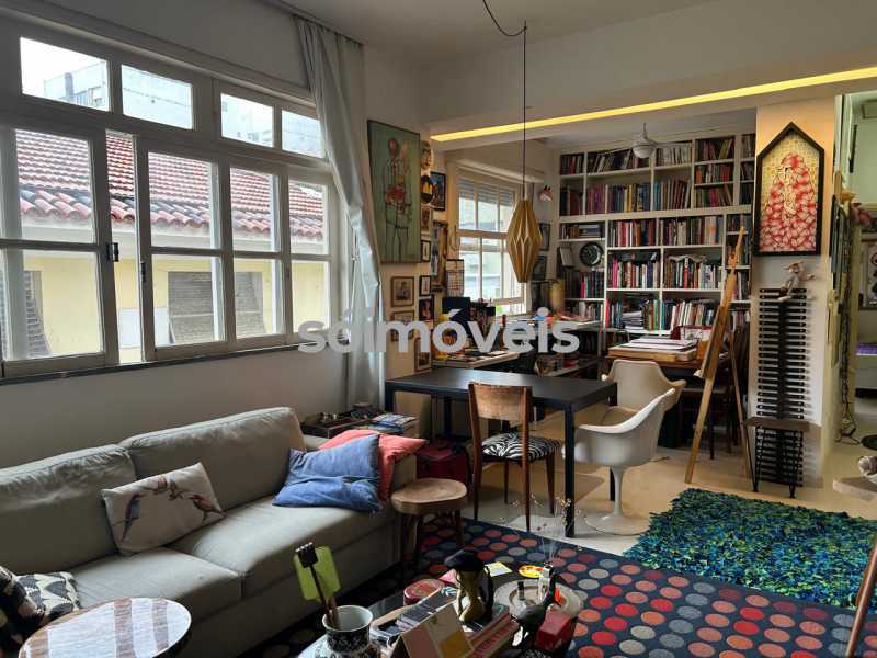 e887637c-f54d-4a8b-9b80-777c97 - 1