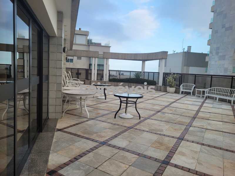 4696b0ed-6589-4b92-9b56-847566 - 22