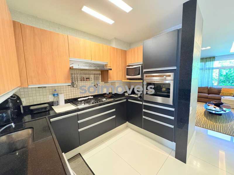 e1510bbb-5f46-41e9-8cde-240ad1 - 16