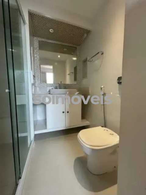 dd0d158d-f8a3-4100-9f3a-a75e0b - 18