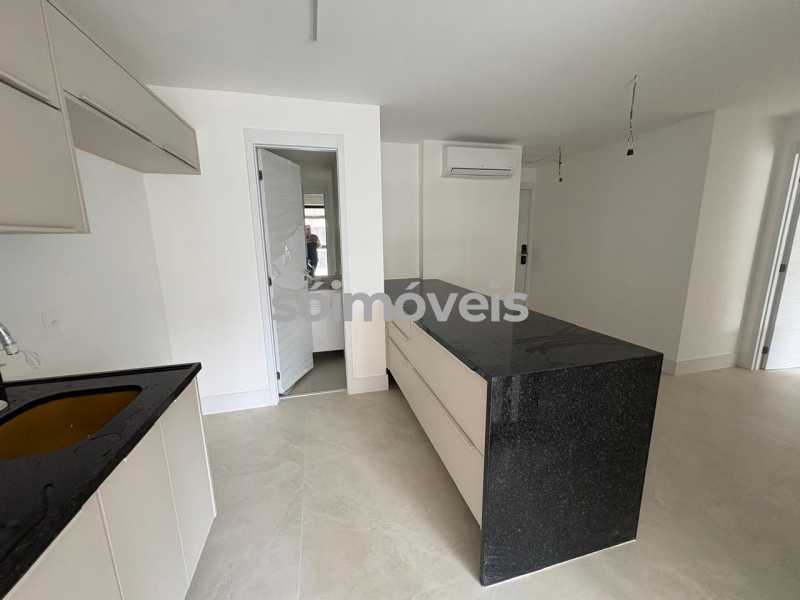 41e737a5-bf8b-4a97-8f63-f8f639 - 12