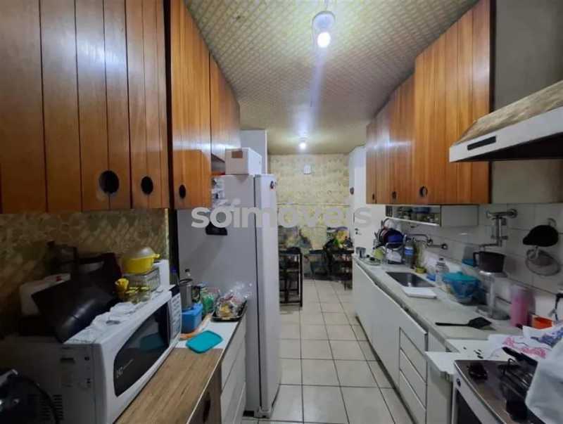 2e371b6b-fbdc-403d-bb4a-fb2b41 - 12