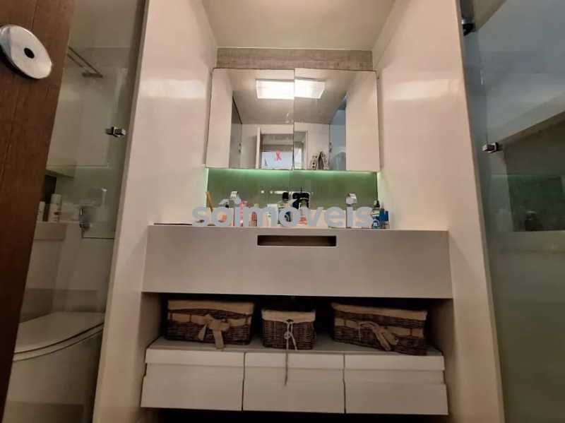 d5b01318-5cc4-490d-8f3a-8c26c1 - 9