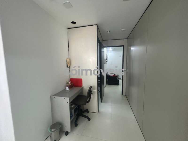 ee47e782-0be7-4ed6-a4a8-a9f2de - 17