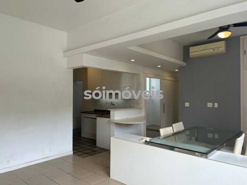 73402afa-1160-4224-b967-5e4f35 - 8