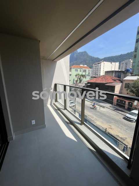 a779eb7e9dfe9317012_01 2 - 2