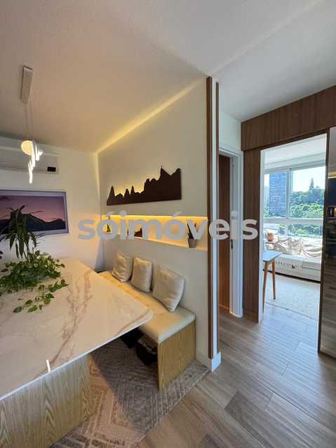 e2762048-c6db-4aa7-b6a0-247cfd - 22