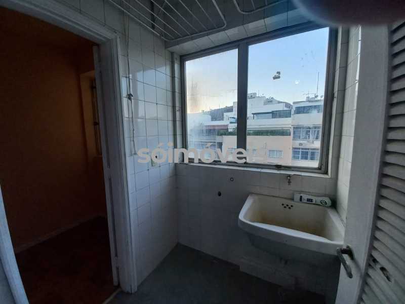 22 - 23