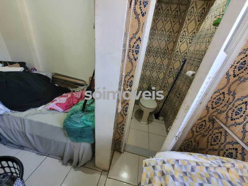 715f7590-3956-4c1a-9f36-a4b111 - 18