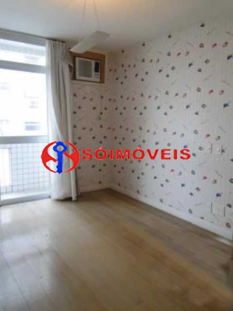 d4b242438a9a4ecb9495_g - 10