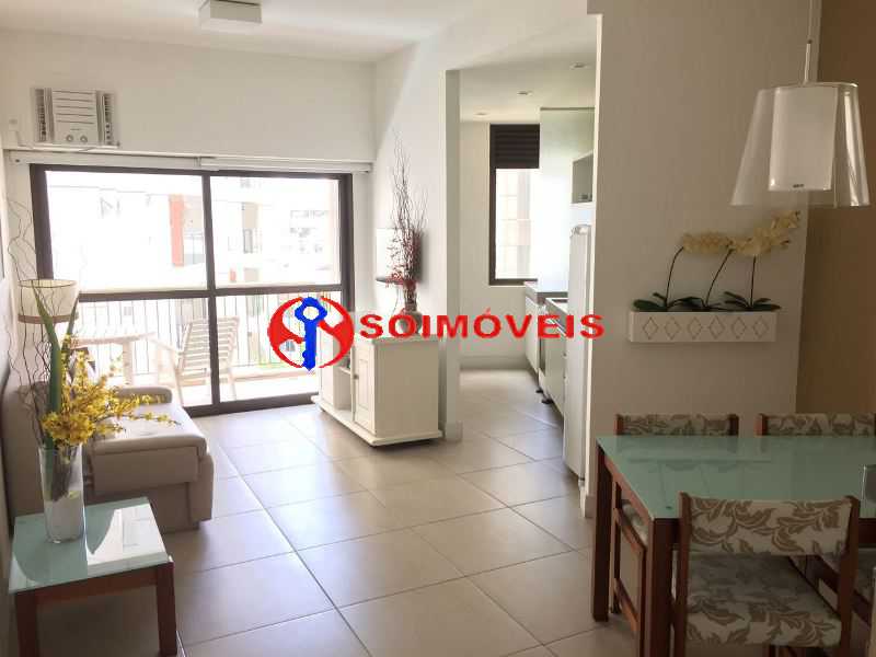 Conheça PHOTO-2019-05-14-15-53-16_3 do imóvel - Flat 1 quarto à venda Rio de Janeiro,RJ Leblon - R$ 1.650.000 - LBFL10069 - 8 PHOTO-2019-05-14-15-53-16_3 - 8