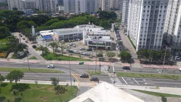 Flat 1 quarto à venda Recreio dos Bandeirantes, Rio de Janeiro - R$ 300.000 - RCFL10001