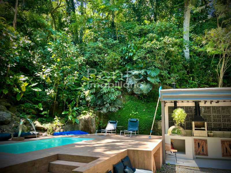 abb21e0a-e2ff-4b85-ab11-b2dd86 - 18