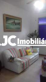 Ótima localização - Apartamento à venda Rua Borda do Mato, Grajaú, Rio de Janeiro - R$ 198.000 - MBAP10884