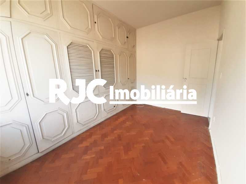 FOTO 10 - 9