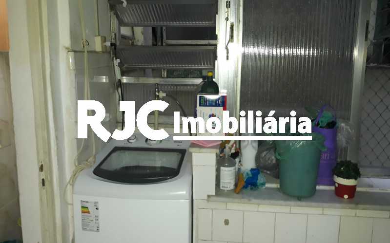 16  Área de Serviço - 16