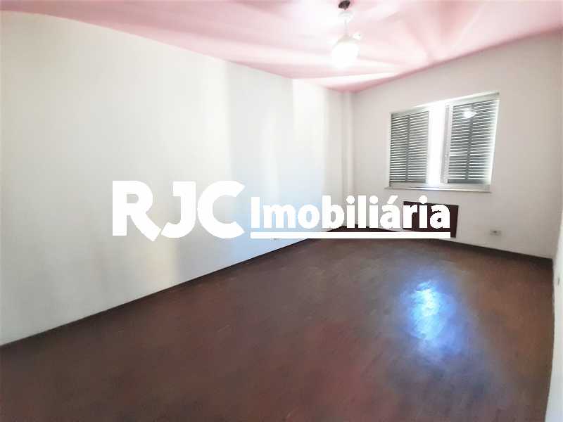 FOTO 12 - 12