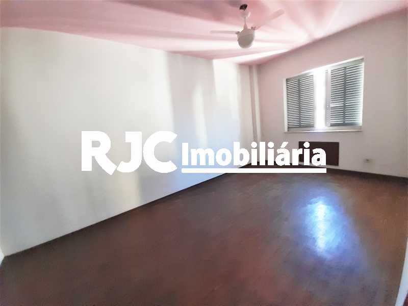 FOTO 18 - 18