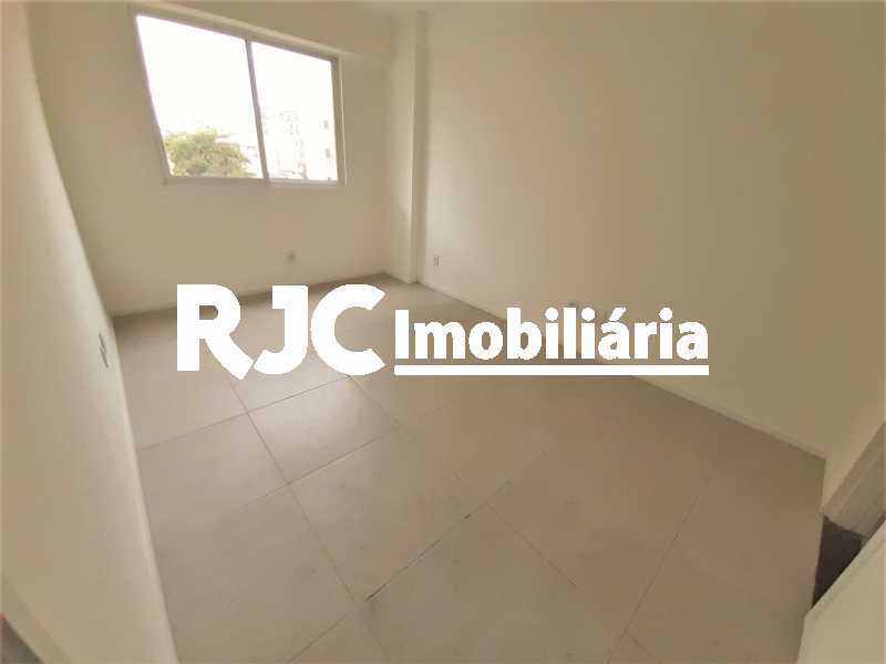FOTO 12 - 12