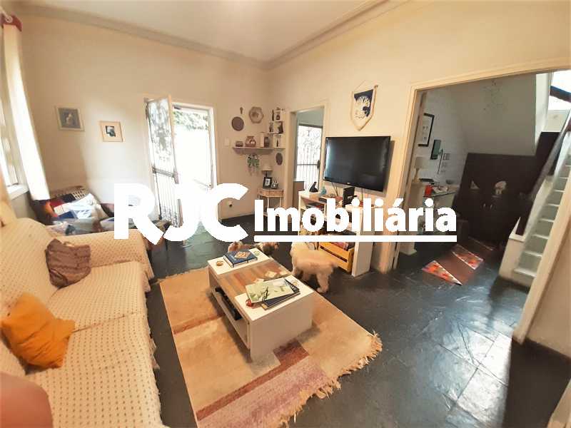 FOTO 4 - 4