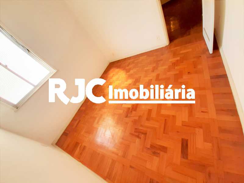 FOTO 12 - 12