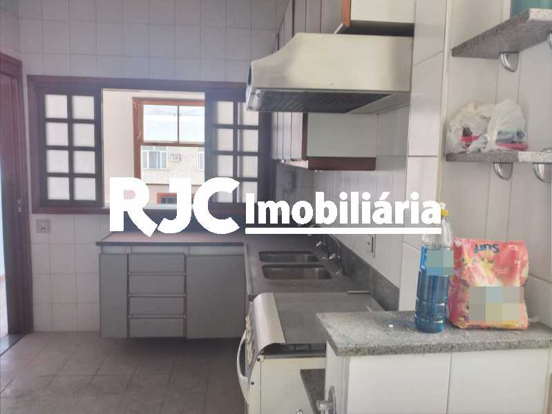 Conheça 16 do imóvel - Apartamento à venda Rua Coronel Correia Lima, Tijuca, Rio de Janeiro - R$ 300.000 - MBAP25859 - 17 16 - 17