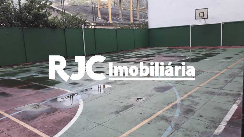 20   Quadra Poliesportiva - 20